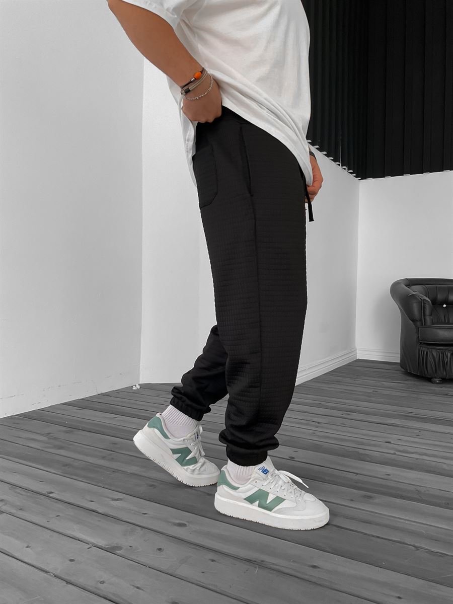 Siyah Kapitone Desenli Jogger B-3022