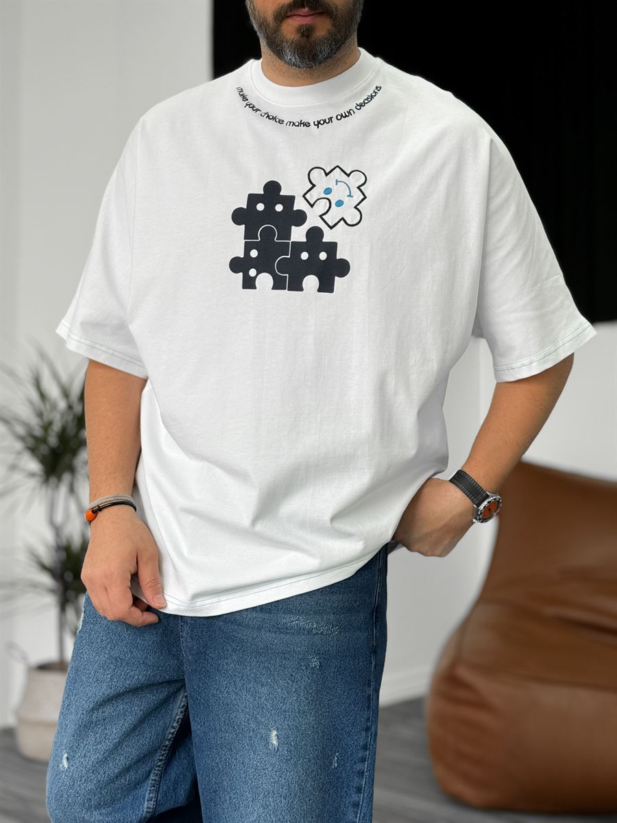 Beyaz Puzzle Nakışlı Oversize T-Shirt JJ-262