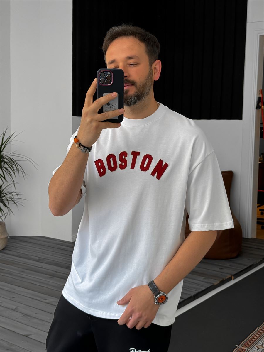 Beyaz Boston Nakışlı Oversize T-Shirt PM-122