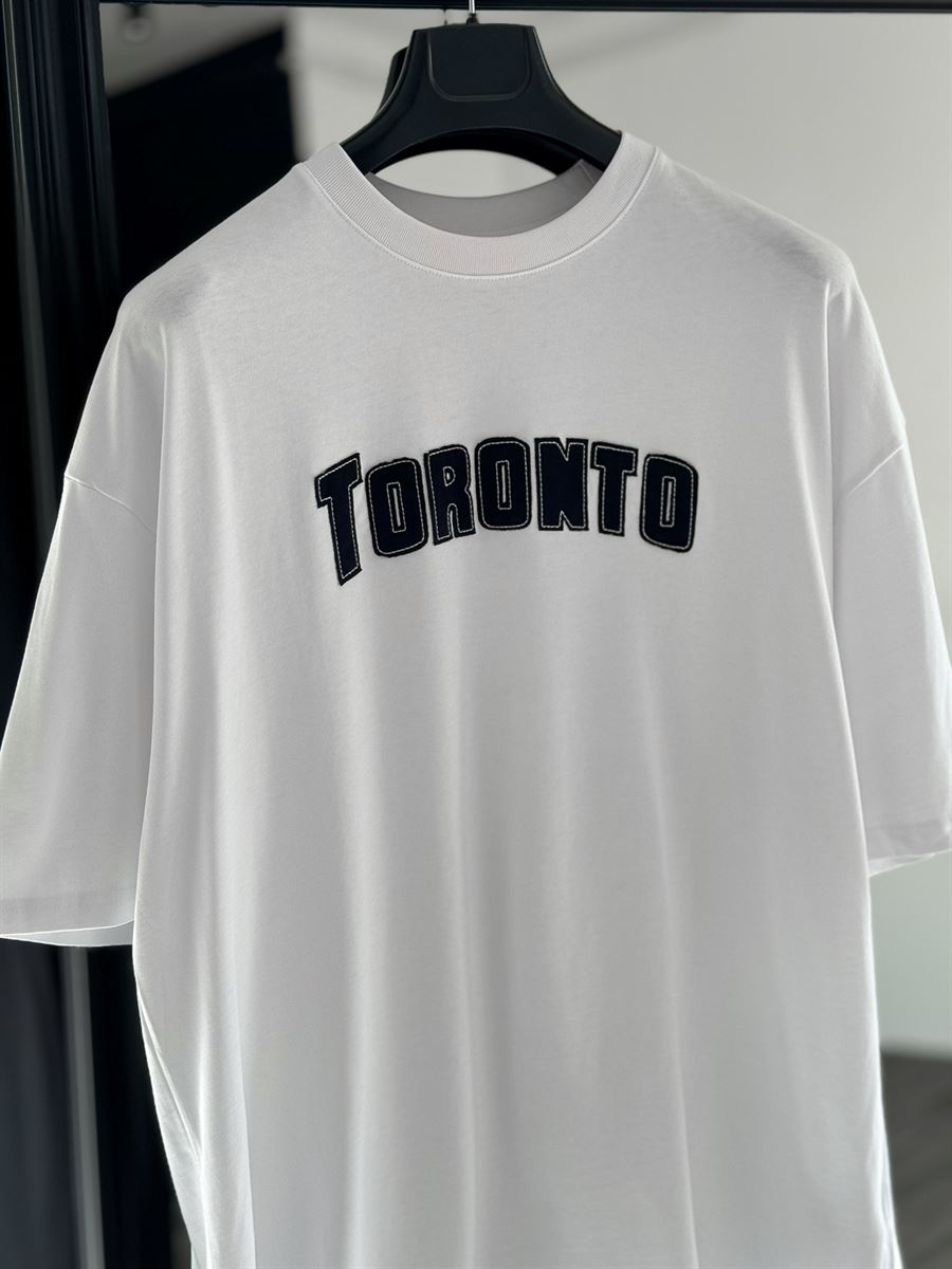 Beyaz Toronto Nakışlı Oversize T-Shirt PM-125