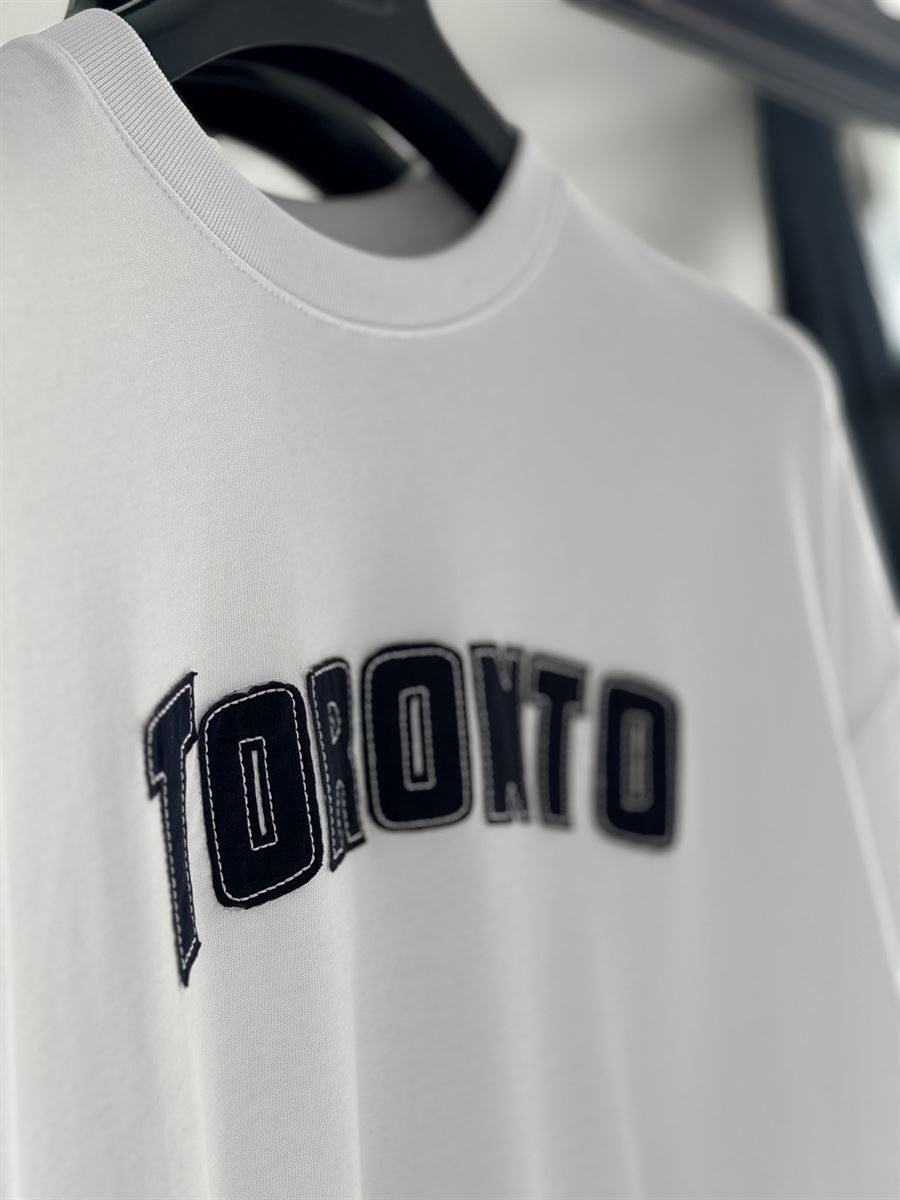 Beyaz Toronto Nakışlı Oversize T-Shirt PM-125