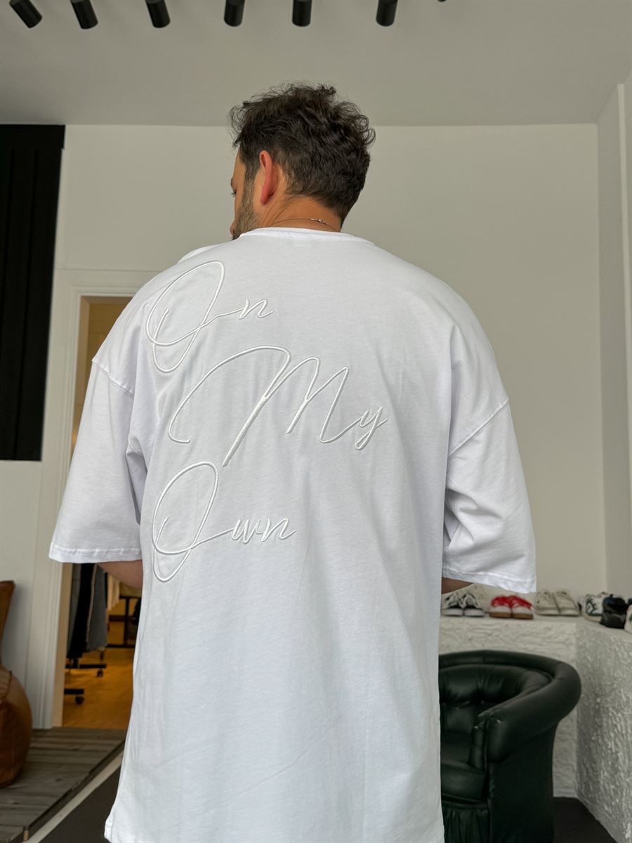 Beyaz Own Nakışlı Oversize T-Shirt B-1106