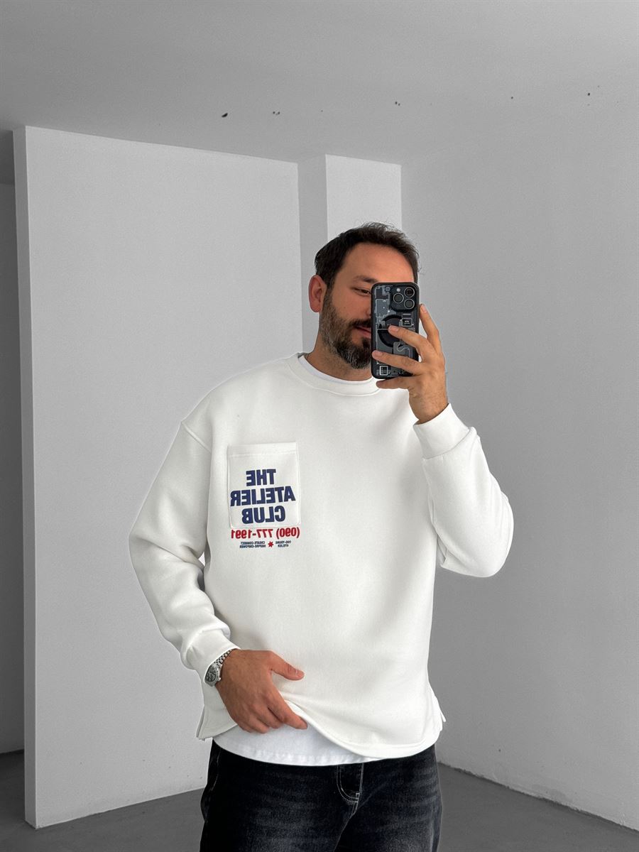 Beyaz Cebi Baskılı Sweatshirt V-10-43