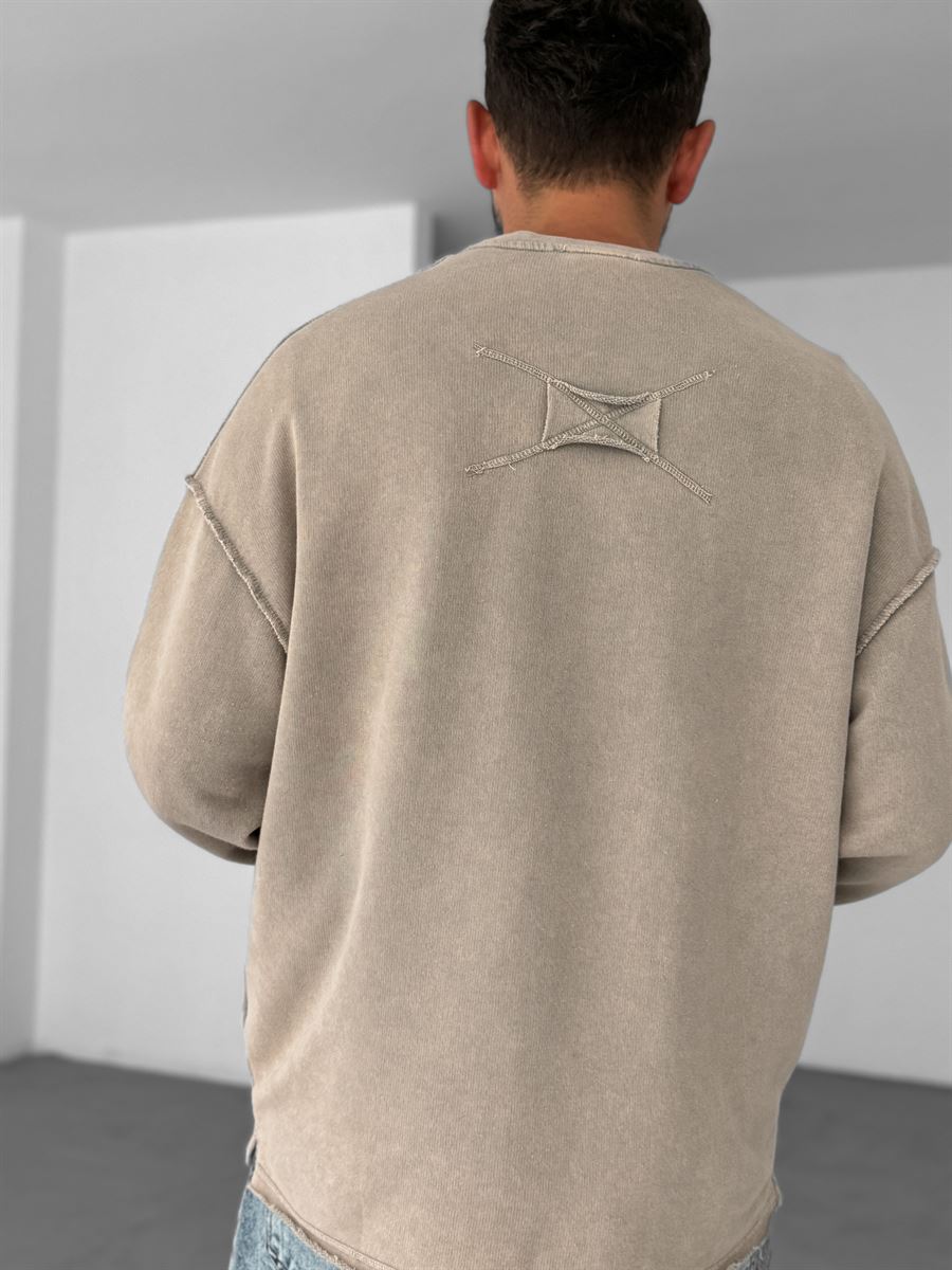 Açık Kahve Ters Dikiş Yıkamalı Sweatshirt V-10-40