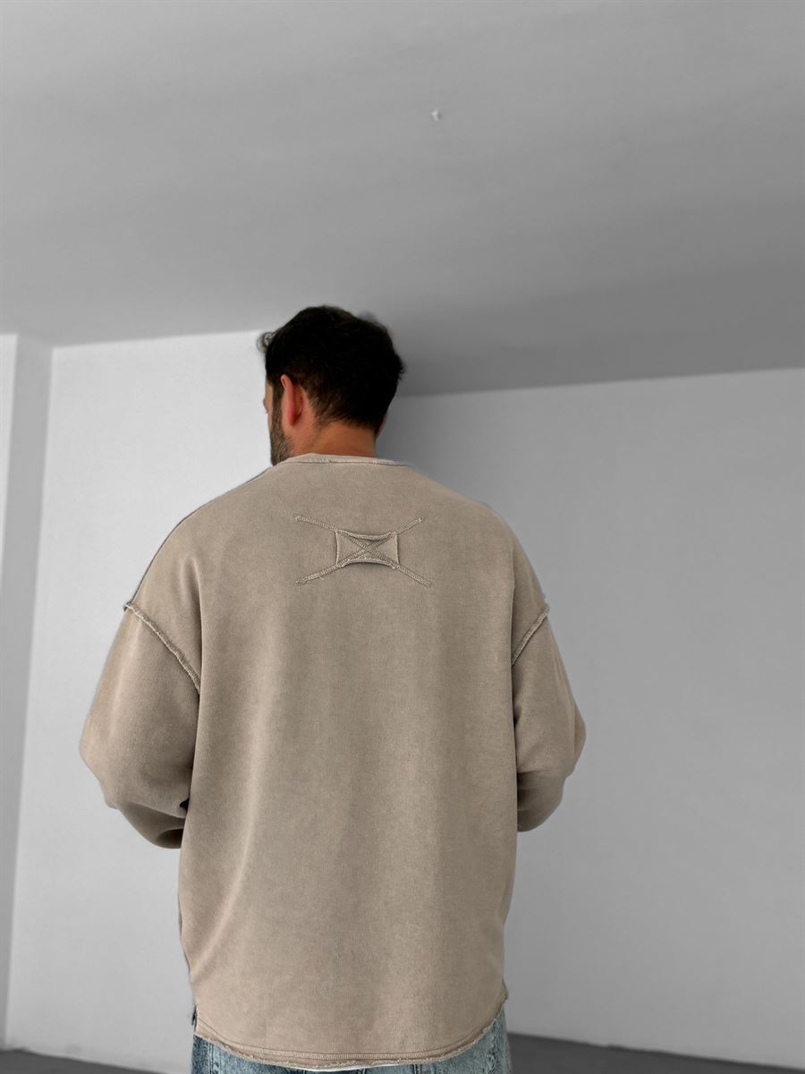 Açık Kahve Ters Dikiş Yıkamalı Sweatshirt V-10-40