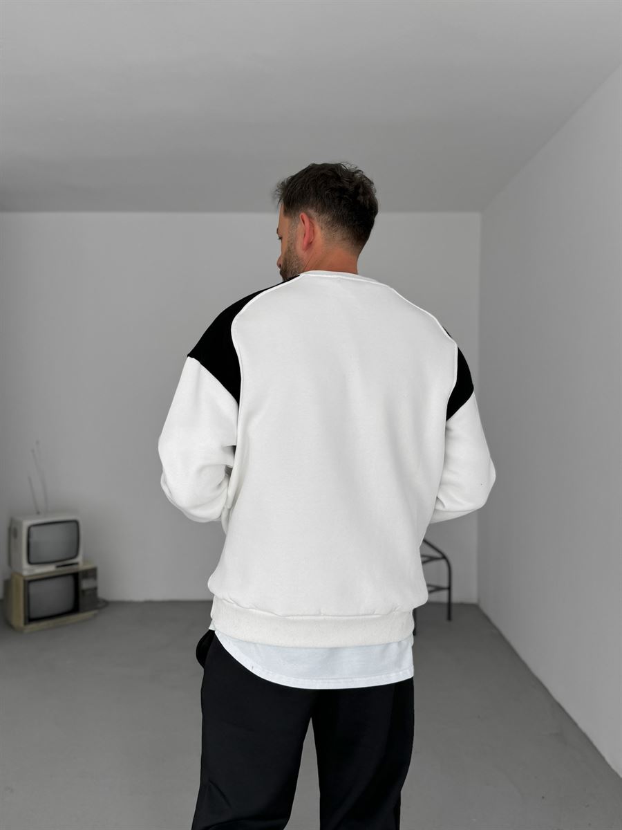 Beyaz Kolu Parçalı Yıldız Baskılı Sweatshirt PM-151