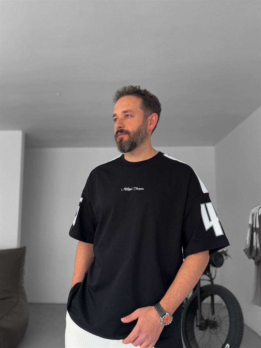 Siyah Michigan Champion Baskılı Oversize T-Shirt JJ-90